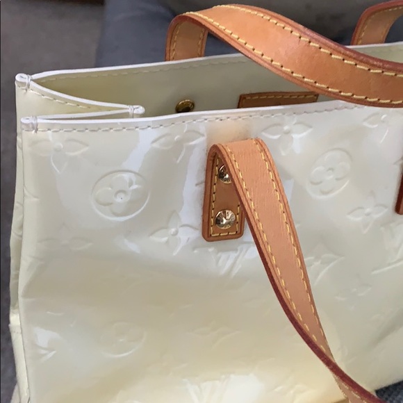 Louis Vuitton Vernis Reade PM - Picture 5 of 10